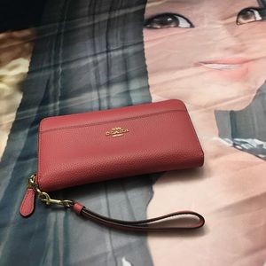 NEW Coach Accordion Wristlet Wallet
